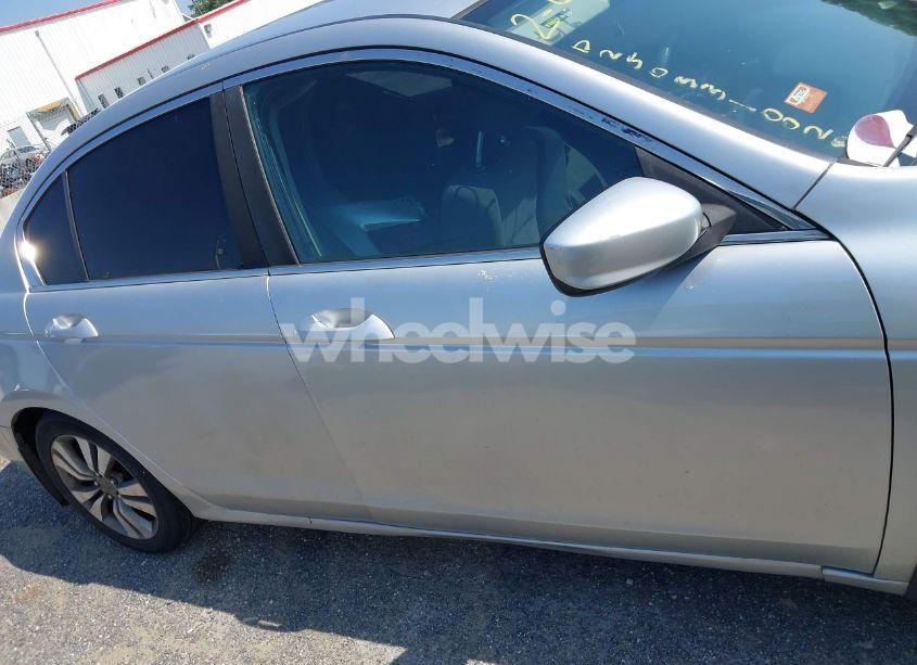 Photo 13 of 2011 Honda Accord SDN LX (VIN 1HGCP2F37BA148845)