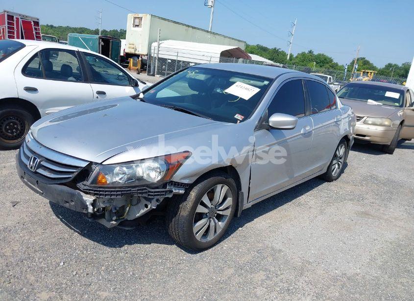 Photo 2 of 2011 Honda Accord SDN LX (VIN 1HGCP2F37BA148845)