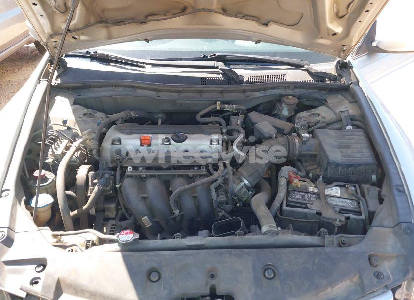 Photo 10 of 2012 Honda Accord 2.4 LX (VIN 1HGCP2F37CA040680)