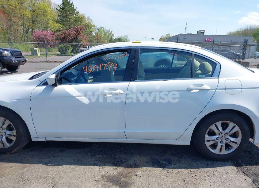 Photo 14 of 2012 Honda Accord 2.4 LX (VIN 1HGCP2F37CA211847)