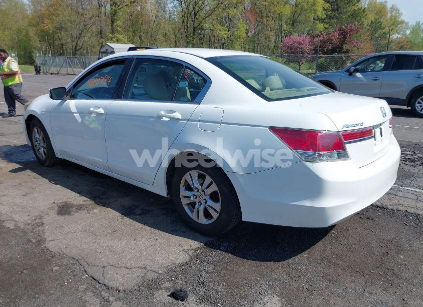 Photo 3 of 2012 Honda Accord 2.4 LX (VIN 1HGCP2F37CA211847)