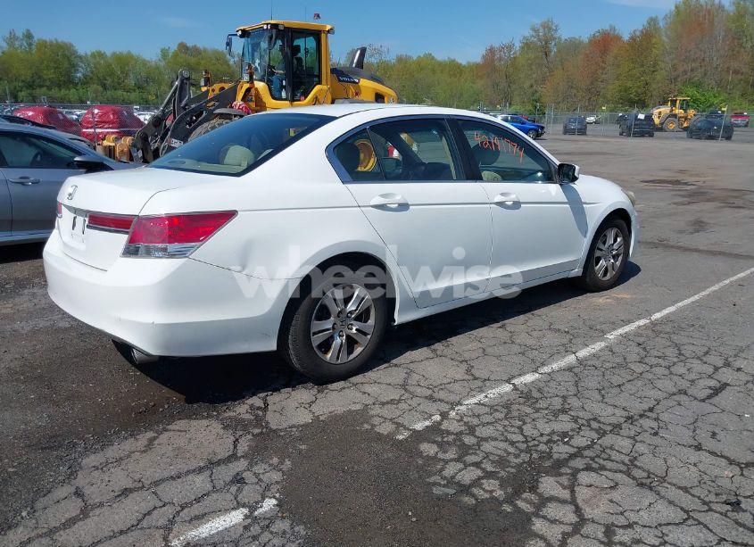 Photo 4 of 2012 Honda Accord 2.4 LX (VIN 1HGCP2F37CA211847)