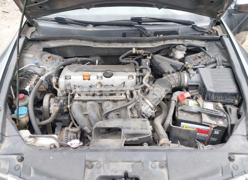 Photo 10 of 2010 Honda Accord 2.4 LX (VIN 1HGCP2F38AA029703)