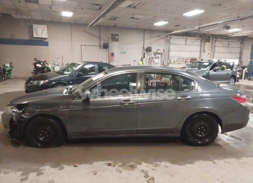 Photo 14 of 2010 Honda Accord 2.4 LX (VIN 1HGCP2F38AA131065)