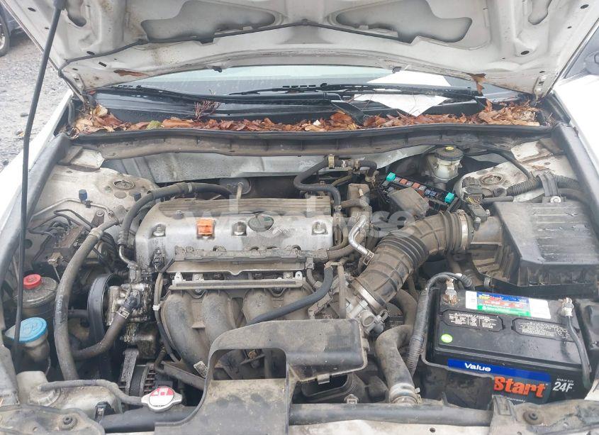 Photo 10 of 2010 Honda Accord 2.4 LX (VIN 1HGCP2F38AA159951)