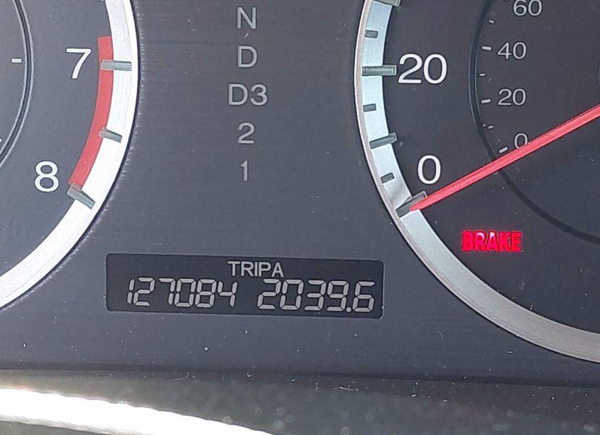 Photo 16 of 2011 Honda Accord 2.4 LX (VIN 1HGCP2F38BA000672)