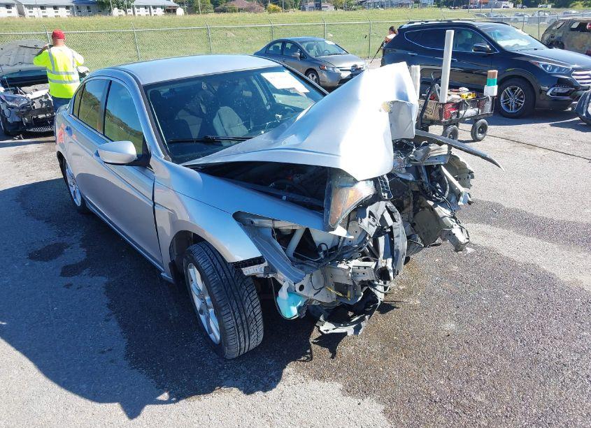 Photo 18 of 2011 Honda Accord 2.4 LX (VIN 1HGCP2F38BA000672)