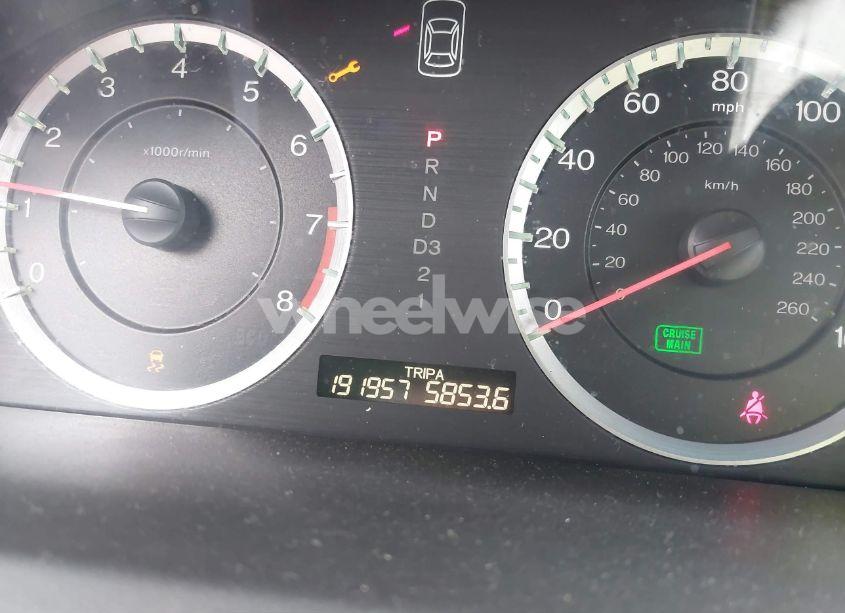 Photo 16 of 2011 Honda Accord 2.4 LX (VIN 1HGCP2F38BA013101)