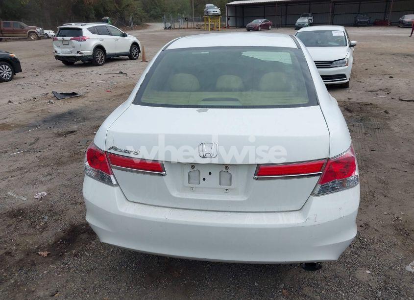 Photo 17 of 2011 Honda Accord 2.4 LX (VIN 1HGCP2F38BA013101)