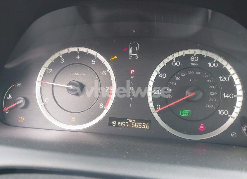 Photo 7 of 2011 Honda Accord 2.4 LX (VIN 1HGCP2F38BA013101)