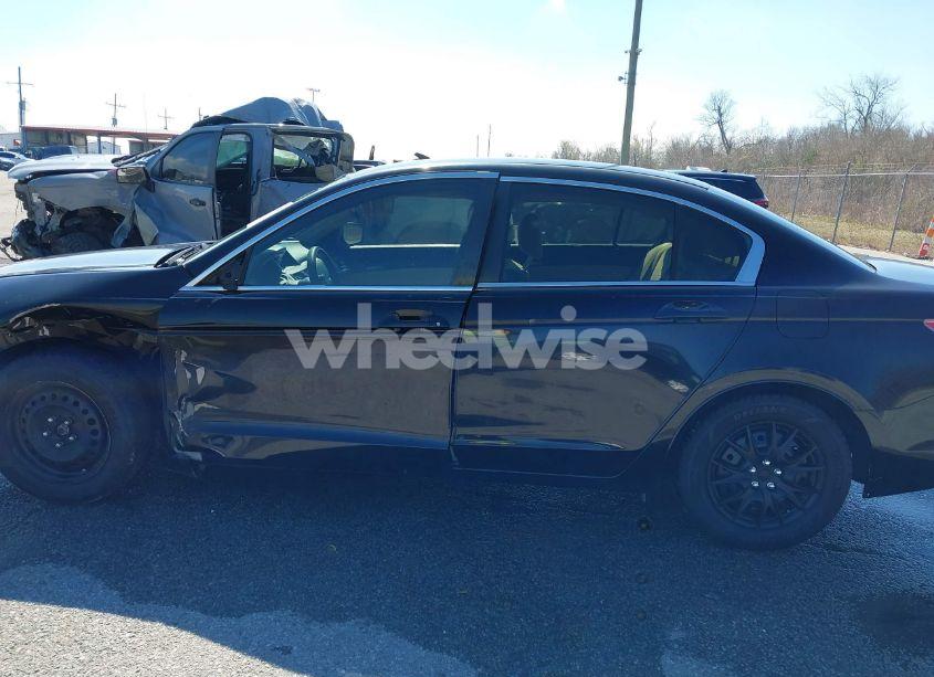 Photo 14 of 2011 Honda Accord 2.4 LX (VIN 1HGCP2F38BA058877)