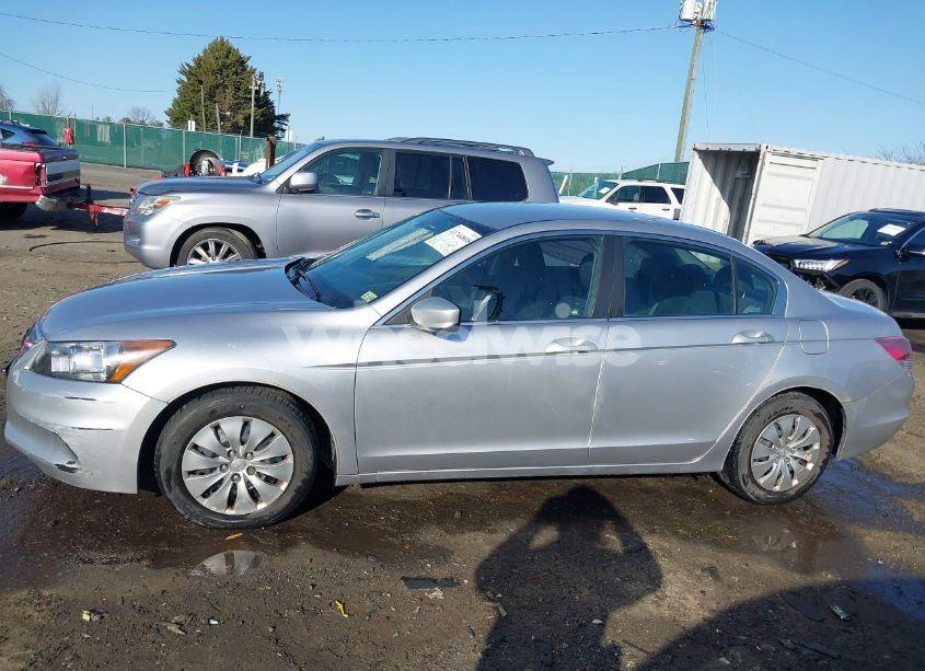 Photo 15 of 2011 Honda Accord 2.4 LX (VIN 1HGCP2F38BA076957)