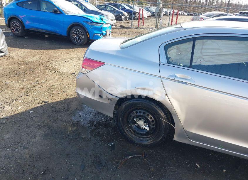 Photo 6 of 2011 Honda Accord 2.4 LX (VIN 1HGCP2F38BA076957)