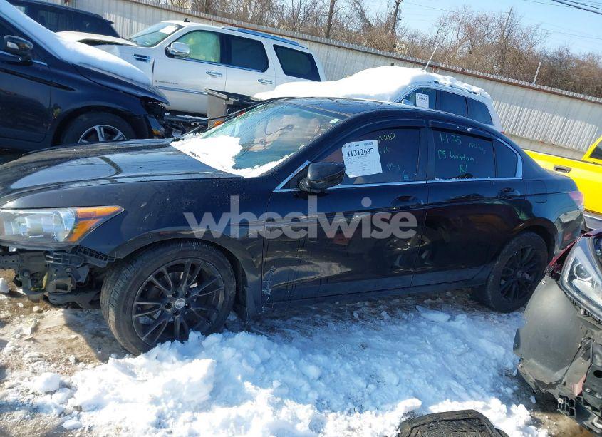 Photo 14 of 2012 Honda Accord 2.4 LX (VIN 1HGCP2F38CA002536)