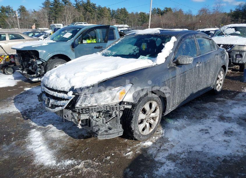 Photo 2 of 2012 Honda Accord 2.4 LX (VIN 1HGCP2F38CA099625)