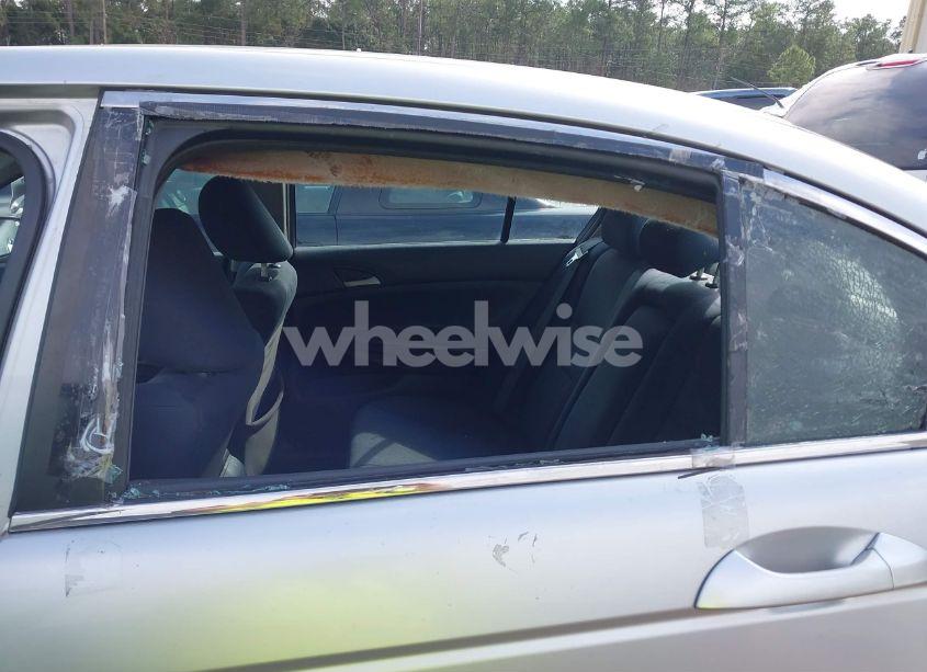 Photo 17 of 2012 Honda Accord 2.4 LX (VIN 1HGCP2F38CA170645)