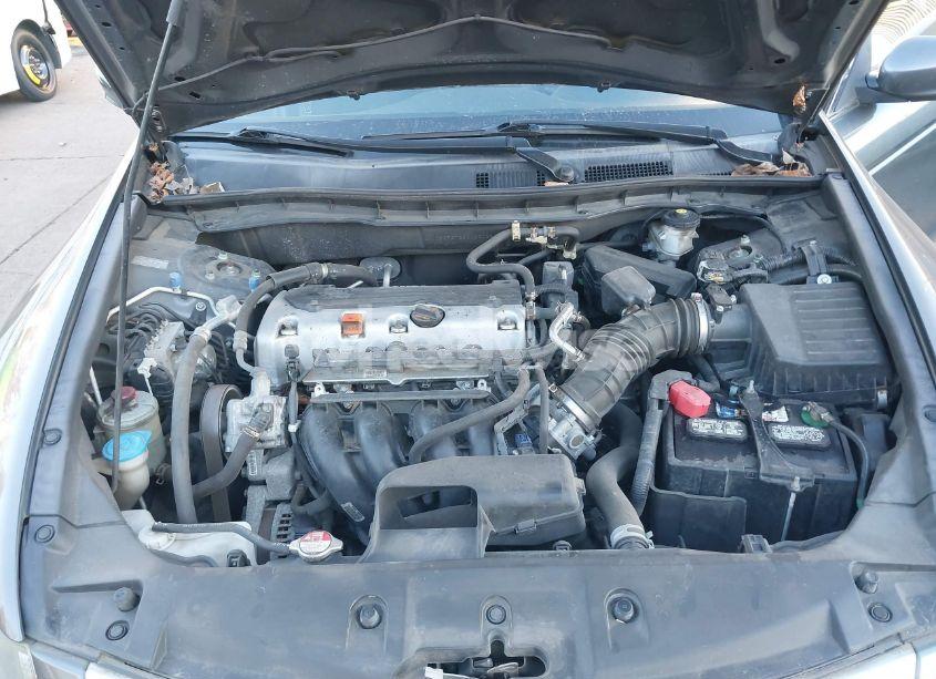 Photo 10 of 2012 Honda Accord 2.4 LX (VIN 1HGCP2F38CA220251)