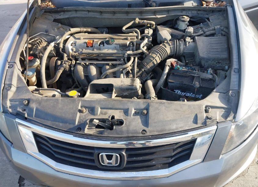 Photo 10 of 2010 Honda Accord 2.4 LX (VIN 1HGCP2F39AA035820)