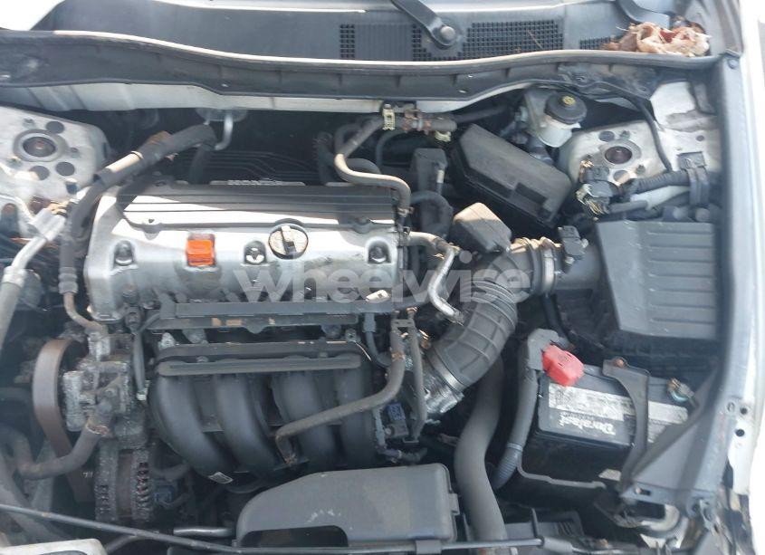 Photo 10 of 2010 Honda Accord 2.4 LX (VIN 1HGCP2F39AA087741)