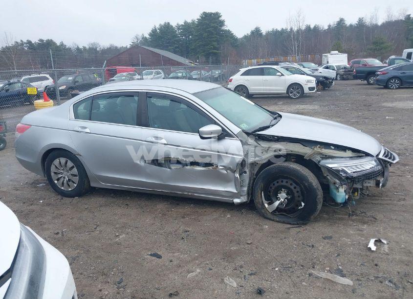 Photo 13 of 2010 Honda Accord 2.4 LX (VIN 1HGCP2F39AA105266)