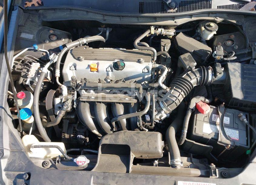 Photo 10 of 2010 Honda Accord 2.4 LX (VIN 1HGCP2F39AA116316)