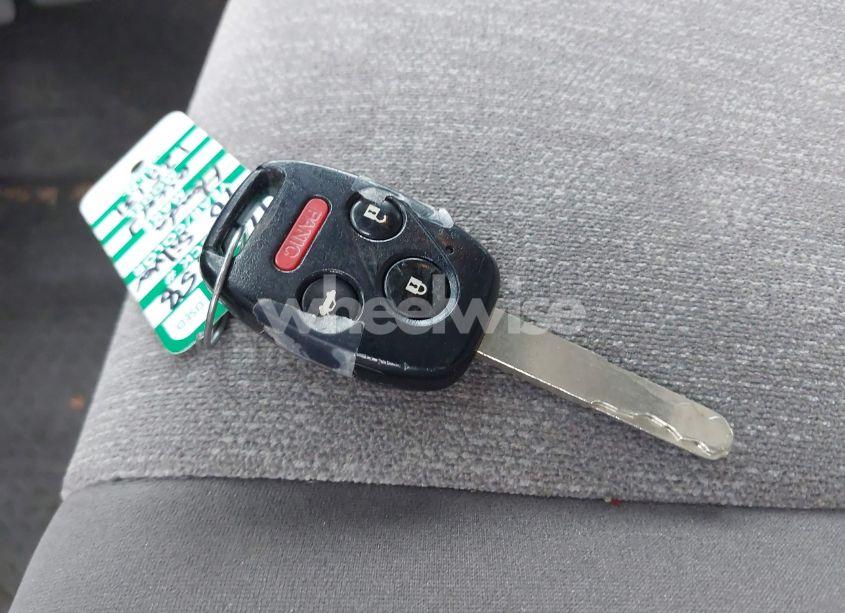 Photo 11 of 2010 Honda Accord 2.4 LX (VIN 1HGCP2F39AA125131)