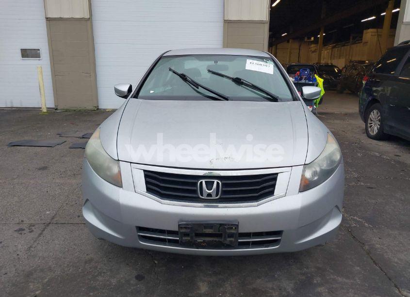 Photo 12 of 2010 Honda Accord 2.4 LX (VIN 1HGCP2F39AA125131)