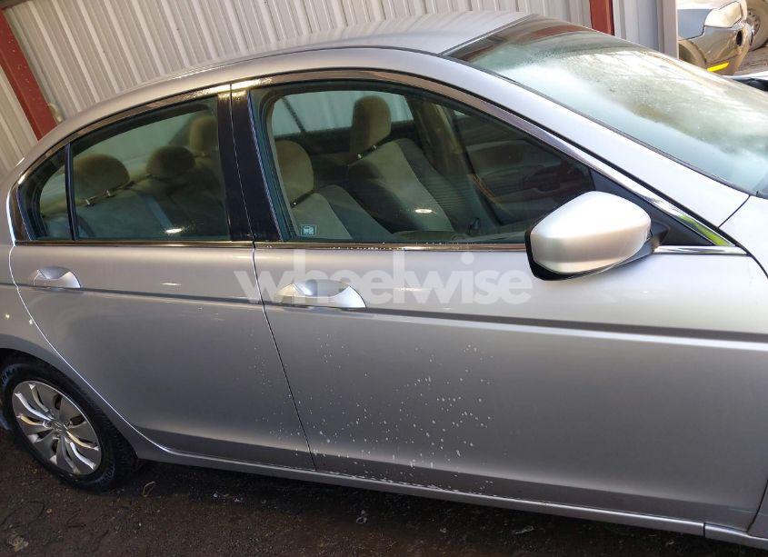 Photo 13 of 2010 Honda Accord 2.4 LX (VIN 1HGCP2F39AA149767)