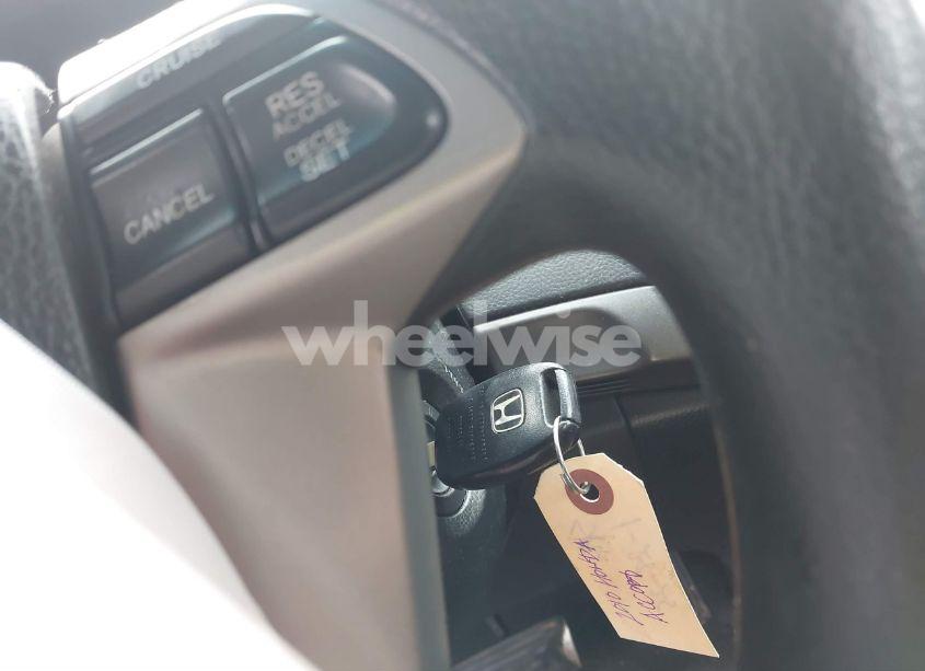 Photo 11 of 2010 Honda Accord 2.4 LX (VIN 1HGCP2F39AA156704)