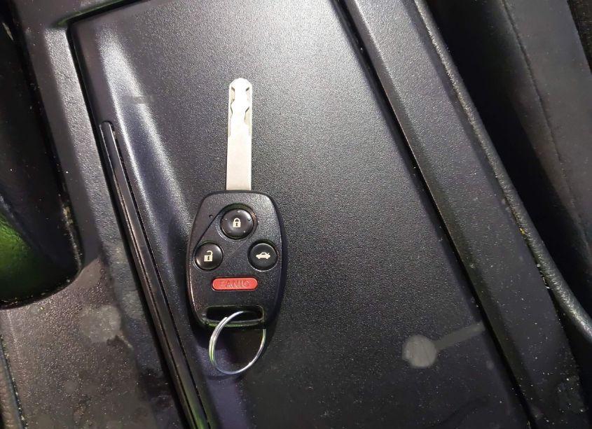 Photo 11 of 2010 Honda Accord 2.4 LX (VIN 1HGCP2F39AA169405)