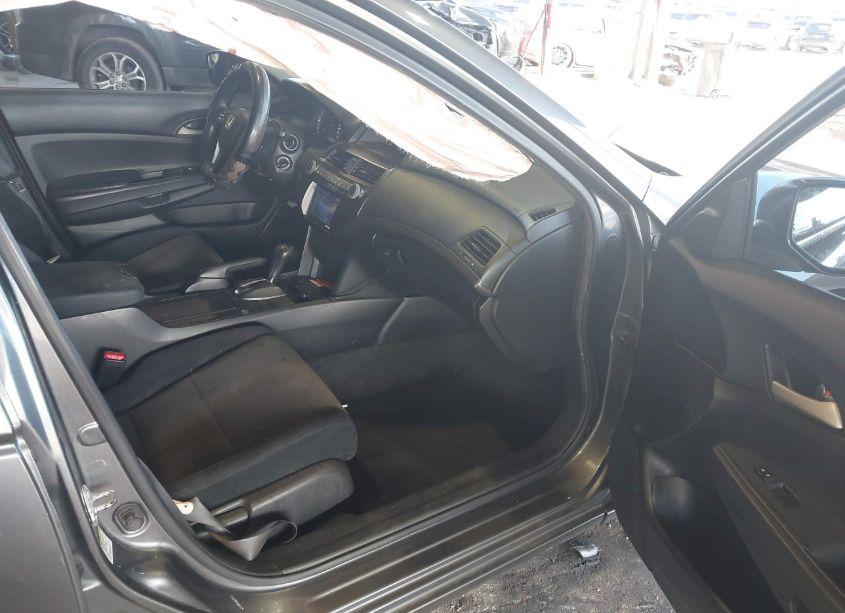 Photo 5 of 2010 Honda Accord 2.4 LX (VIN 1HGCP2F39AA169405)