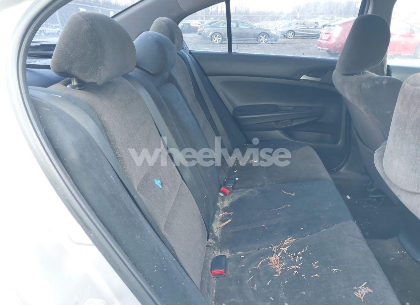 Photo 8 of 2010 Honda Accord 2.4 LX (VIN 1HGCP2F39AA181067)