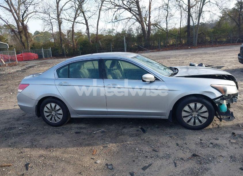 Photo 13 of 2011 Honda Accord 2.4 LX (VIN 1HGCP2F39BA014953)