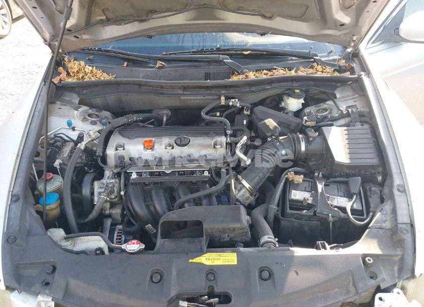 Photo 10 of 2011 Honda Accord 2.4 LX (VIN 1HGCP2F39BA022633)