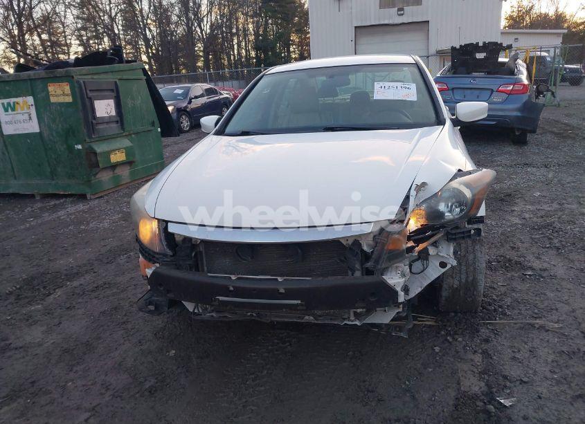 Photo 6 of 2011 Honda Accord 2.4 LX (VIN 1HGCP2F39BA060637)