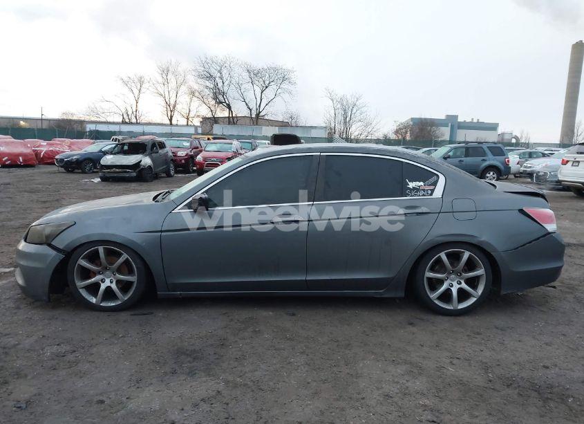 Photo 13 of 2011 Honda Accord 2.4 LX (VIN 1HGCP2F39BA075719)