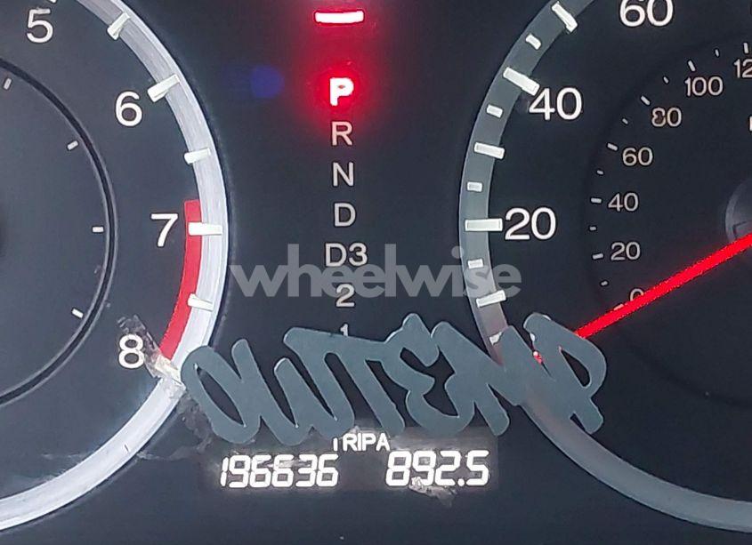 Photo 14 of 2011 Honda Accord 2.4 LX (VIN 1HGCP2F39BA075719)