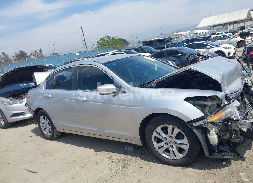 Photo 13 of 2011 Honda Accord 2.4 LX (VIN 1HGCP2F39BA134221)