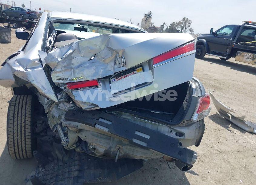 Photo 16 of 2011 Honda Accord 2.4 LX (VIN 1HGCP2F39BA134221)