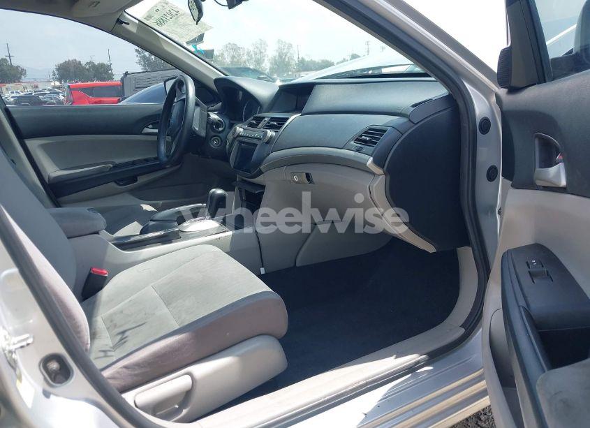 Photo 5 of 2011 Honda Accord 2.4 LX (VIN 1HGCP2F39BA134221)