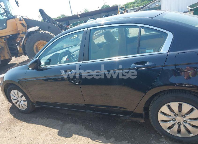 Photo 14 of 2012 Honda Accord 2.4 LX (VIN 1HGCP2F39CA012959)