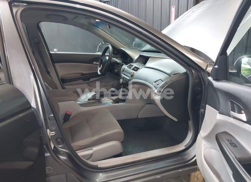 Photo 5 of 2012 Honda Accord 2.4 LX (VIN 1HGCP2F39CA108333)