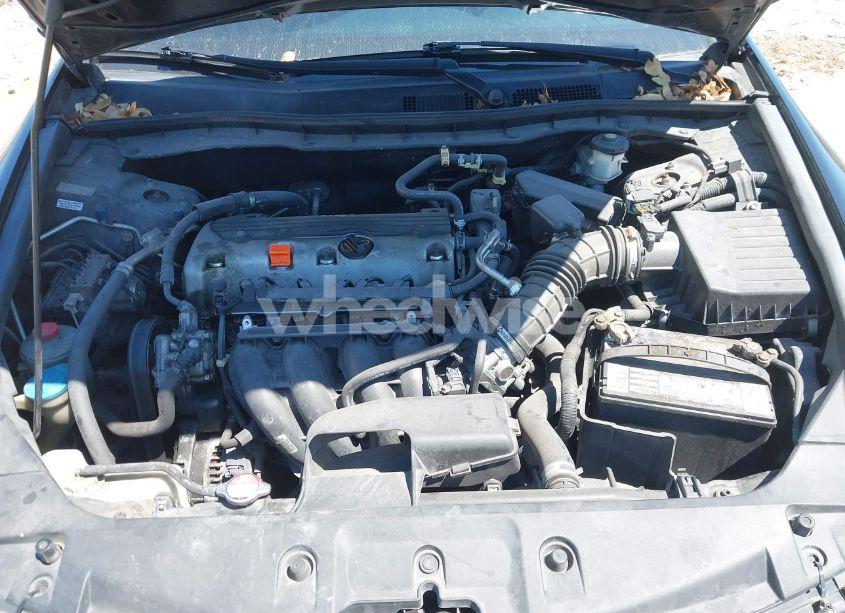 Photo 10 of 2012 Honda Accord 2.4 LX (VIN 1HGCP2F39CA172663)