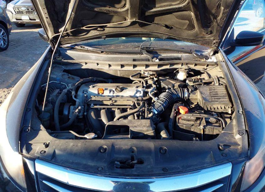 Photo 10 of 2012 Honda Accord 2.4 LX (VIN 1HGCP2F39CA212434)