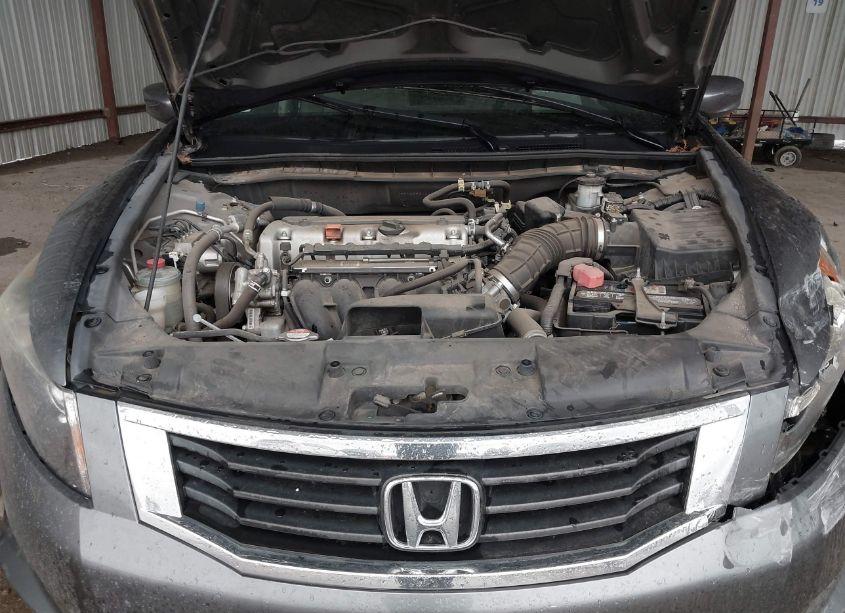 Photo 10 of 2010 Honda Accord 2.4 LX (VIN 1HGCP2F3XAA021943)