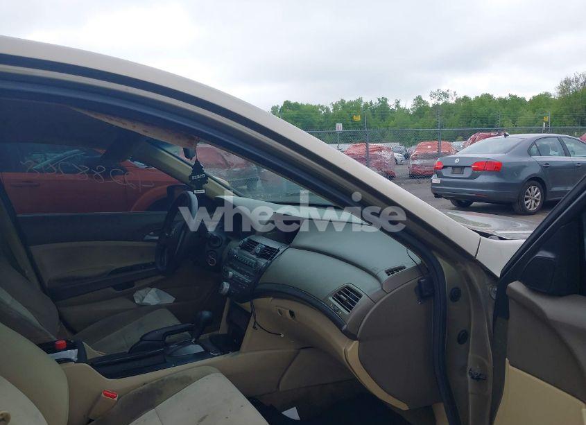 Photo 5 of 2010 Honda Accord 2.4 LX (VIN 1HGCP2F3XAA077574)