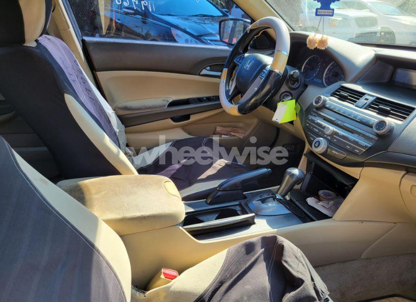 Photo 5 of 2010 Honda Accord LX (VIN 1HGCP2F3XAA119760)