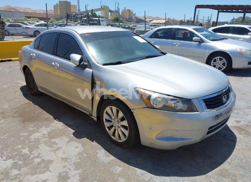 2010 Honda Accord 2.4 LX (VIN 1HGCP2F3XAA132721) main photo