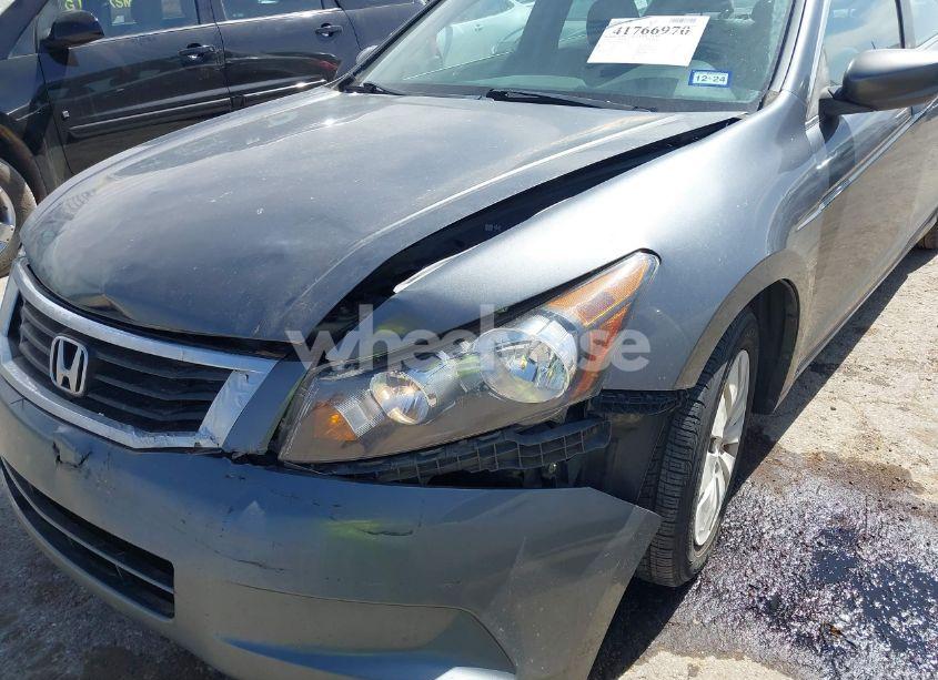 Photo 12 of 2010 Honda Accord 2.4 LX (VIN 1HGCP2F3XAA153827)