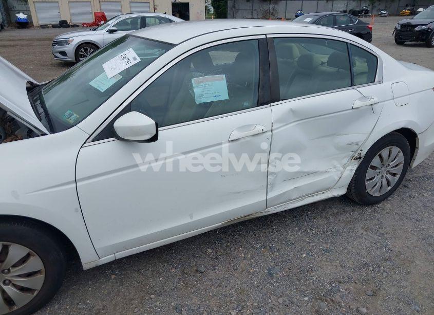 Photo 6 of 2010 Honda Accord 2.4 LX (VIN 1HGCP2F3XAA159966)